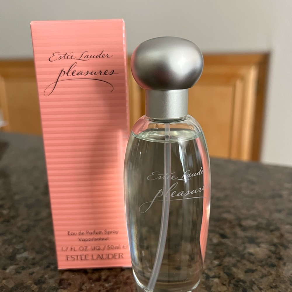Estee Lauder Pleasures Eau de Parfum Spray